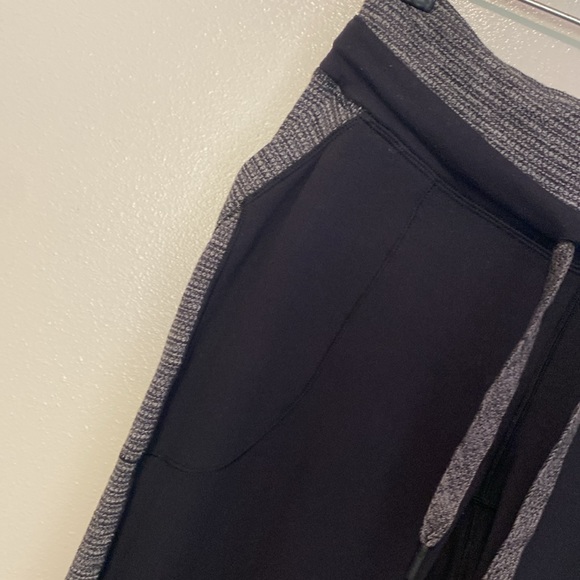 LULULEMON BLACK grey pocket JOGGER PANTS WITH SIDE STRIPE tie waist size  6 - Picture 6 of 12